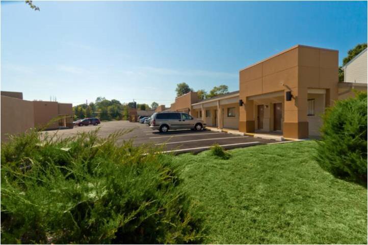 Westwood Motor Lodge Thorofare Exterior photo